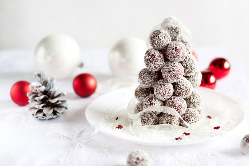 Chocolate Snowball Cookies Recipe | The Leaf