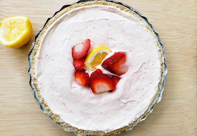 Strawberry Lemonade Pie Recipe | The Leaf